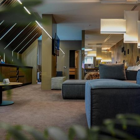 Yaremche Club Hotel Екстериор снимка