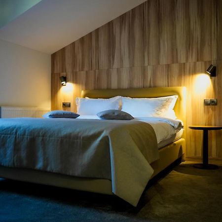 Yaremche Club Hotel Екстериор снимка