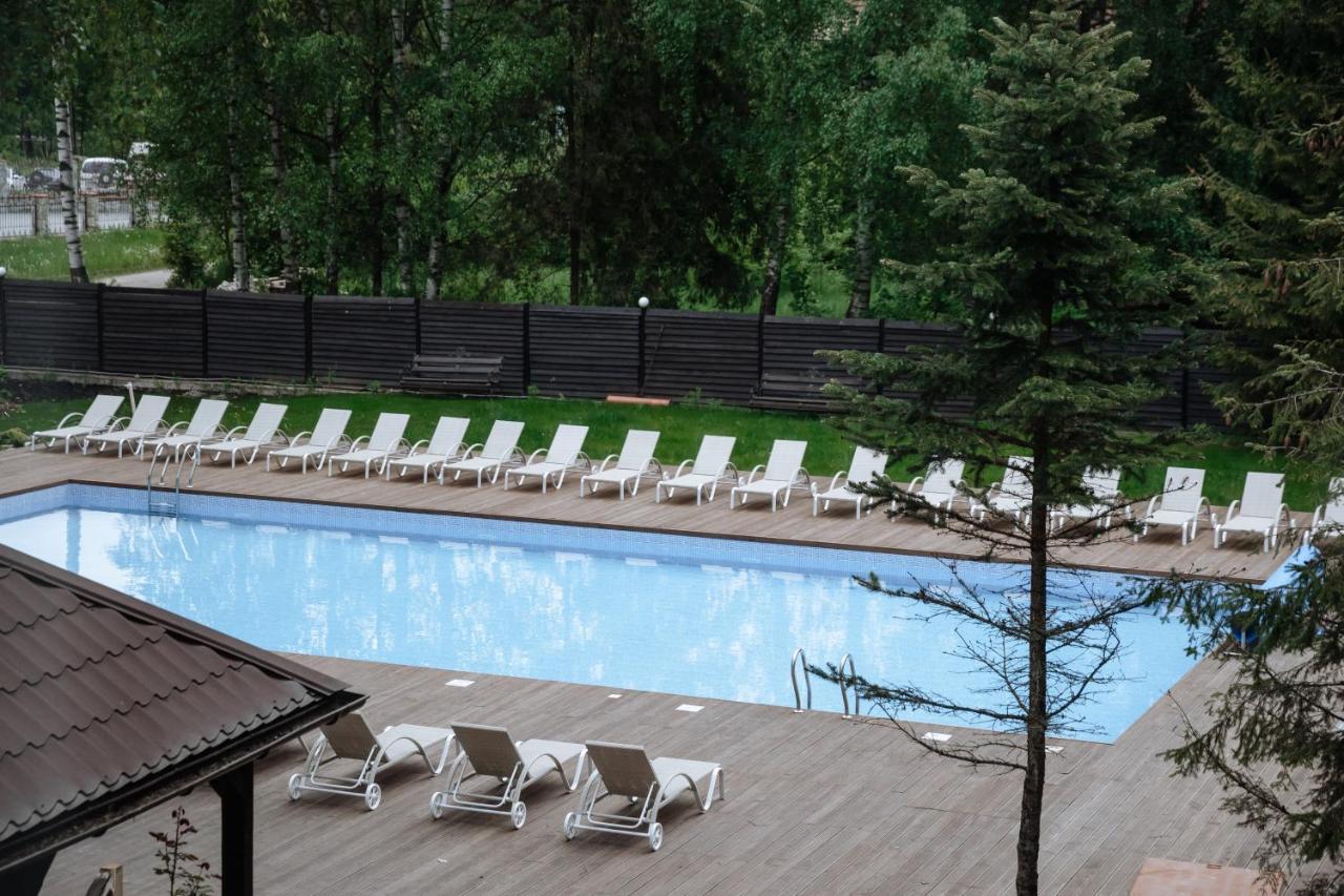 Yaremche Club Hotel Екстериор снимка