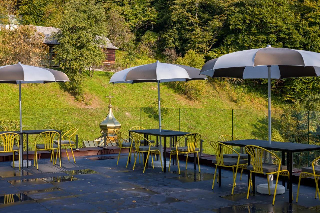 Yaremche Club Hotel Екстериор снимка