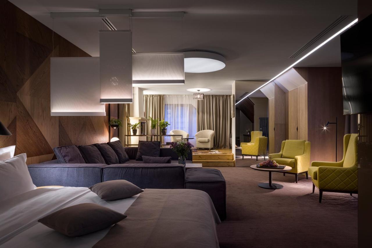 Yaremche Club Hotel Екстериор снимка