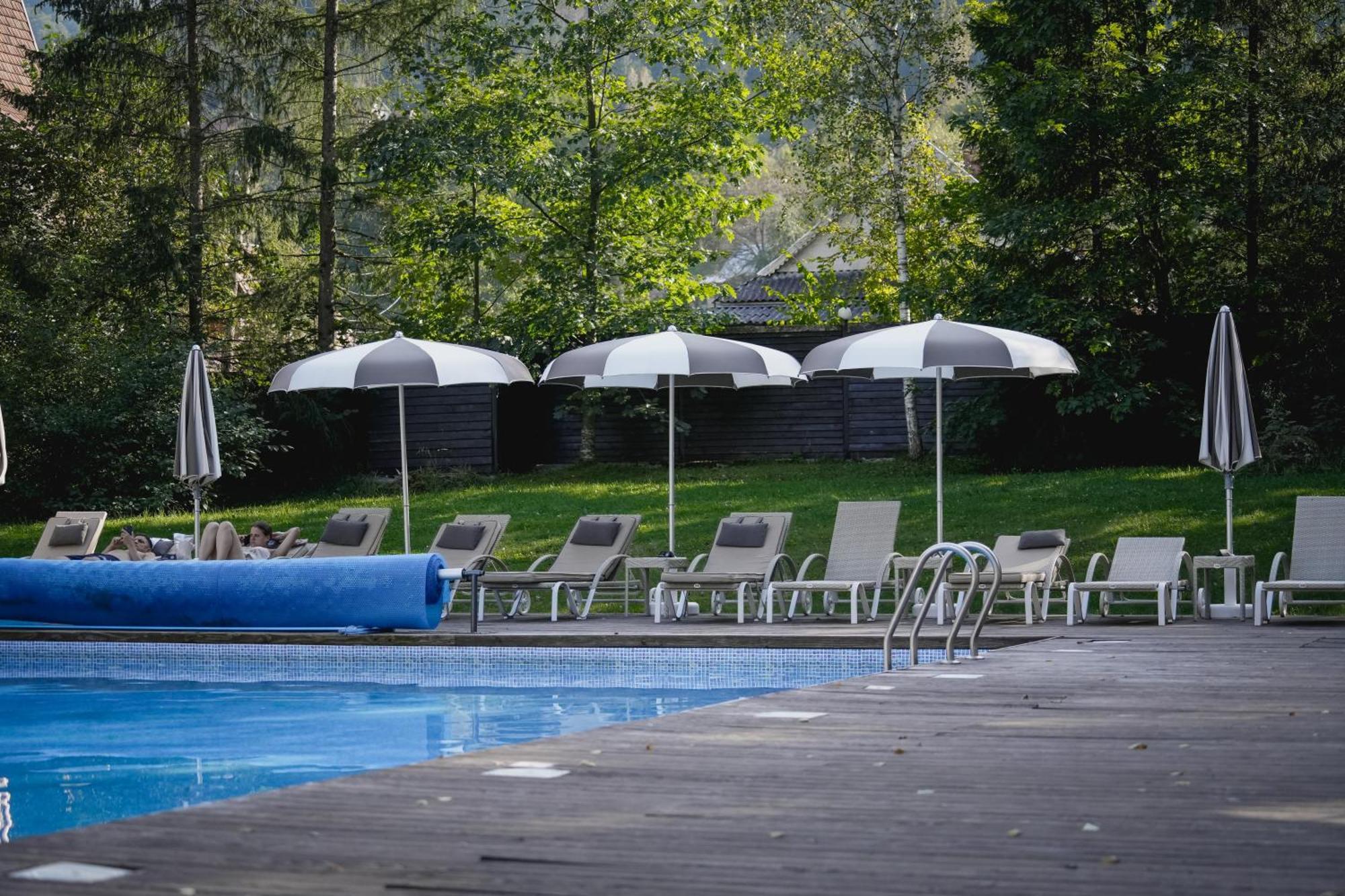 Yaremche Club Hotel Екстериор снимка